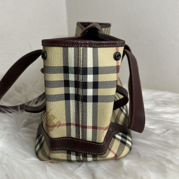 💯Authentic Burberry Tote Bag 🍀 - Picture 14 of 17